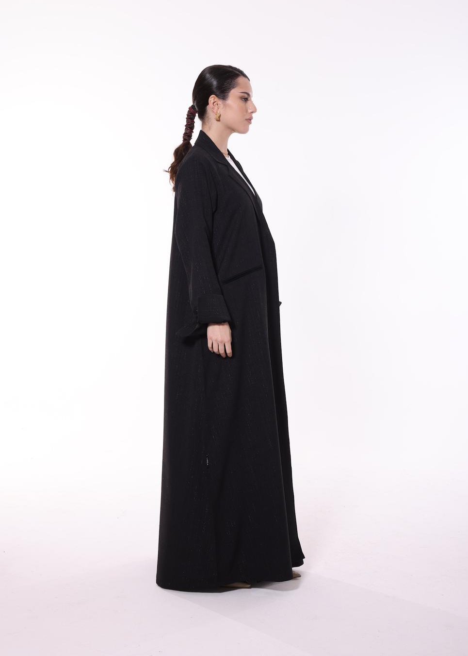 W8 BLACK